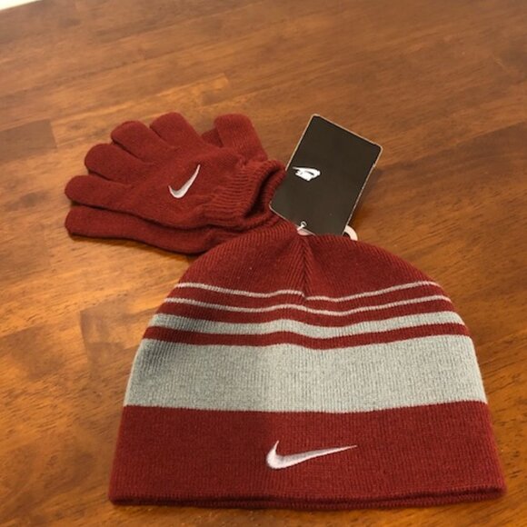 Nike Kids Youth Beanie Hat and Gloves Set NWT. - Picture 1 of 11